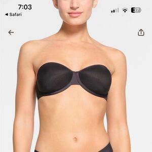 Skims weightless strapless bra - 32D - color ONYX